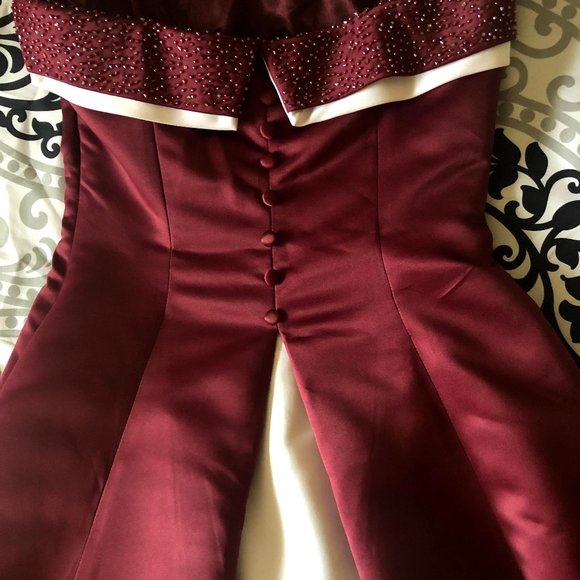 Long Red Dress - Picture 3 of 7